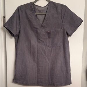 FIGS women’s Catarina scrub top